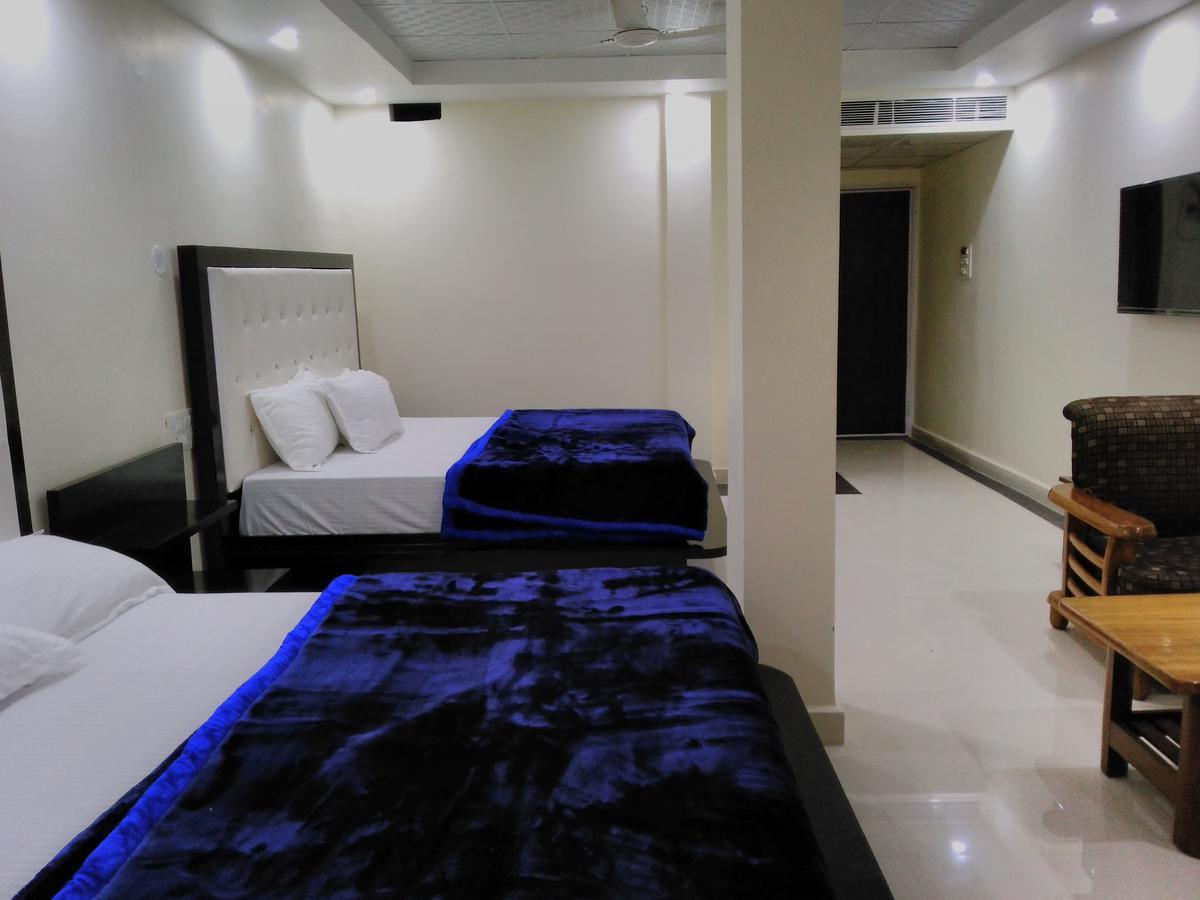 Hotel Platinum Plaza Rohtak 외부 사진