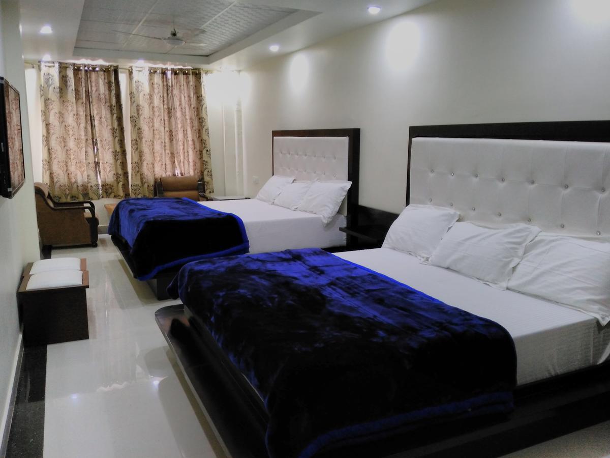 Hotel Platinum Plaza Rohtak 외부 사진