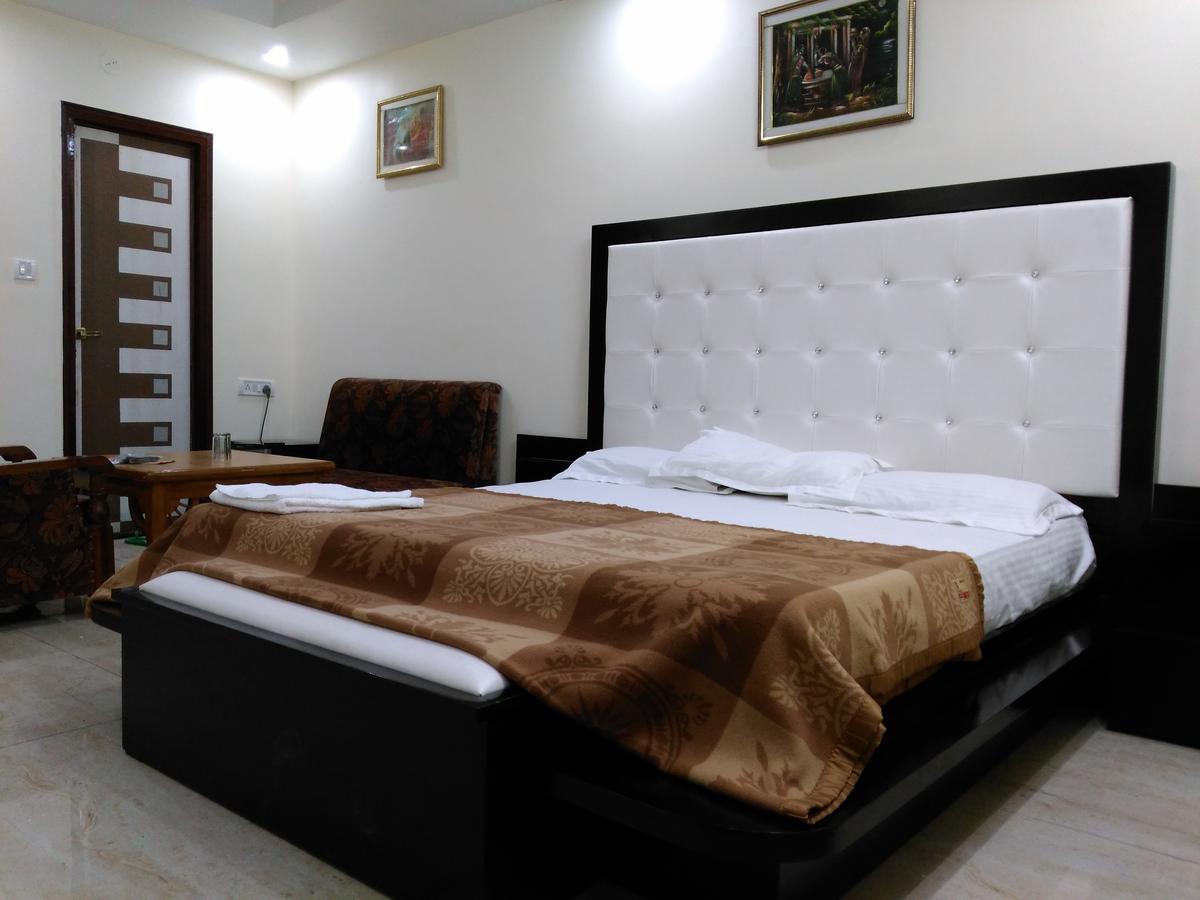 Hotel Platinum Plaza Rohtak 외부 사진