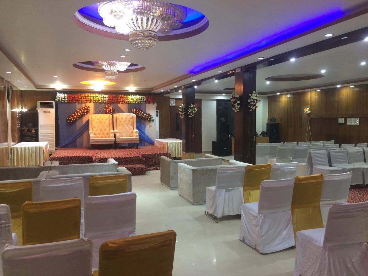 Hotel Platinum Plaza Rohtak 외부 사진
