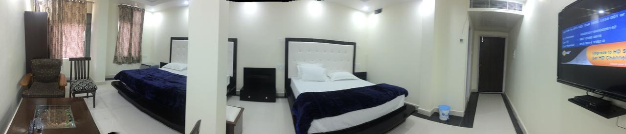 Hotel Platinum Plaza Rohtak 외부 사진
