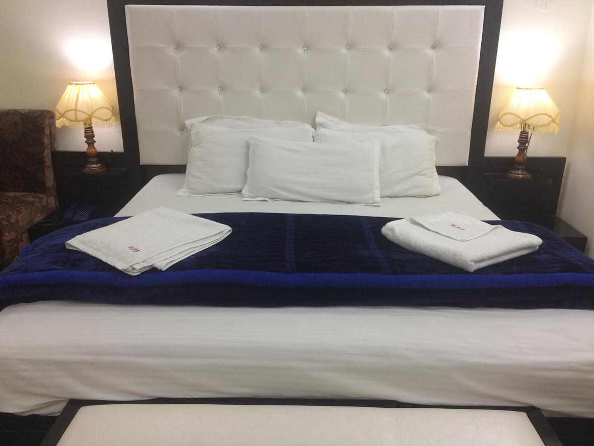 Hotel Platinum Plaza Rohtak 외부 사진