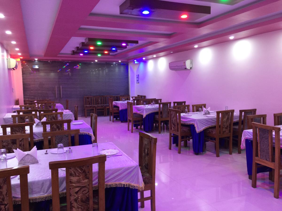 Hotel Platinum Plaza Rohtak 외부 사진